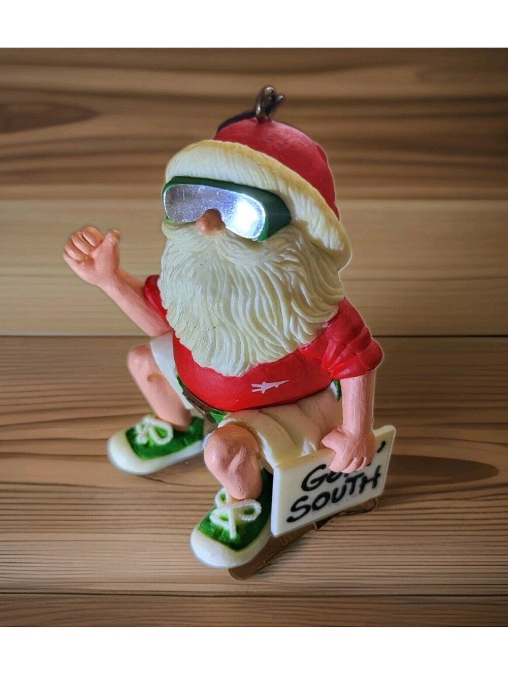 Vtg Hallmark 1985 Ornament Santa Claus Going South EUC 3D 3" A11
